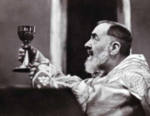 Dieci consigli di Padre Pio sull’Eucaristia