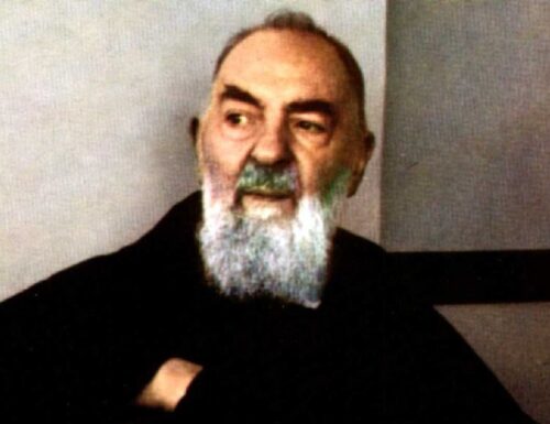 Come vincere su Satana: i consigli di Padre Pio