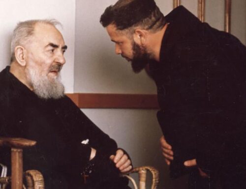 Come gestire lavoro e preghiera: i consigli di Padre Pio